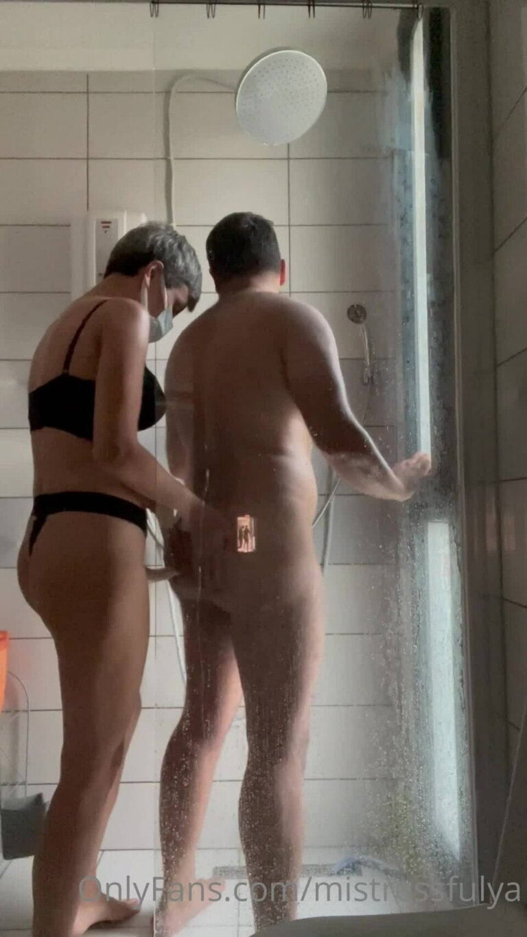 Dusta fantezi strapon
